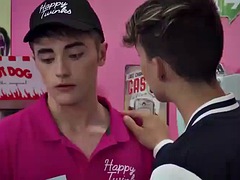 Lets enjoy a French cafe waiter who actively fucks his boyfriend