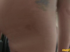 Blasen, Auto, Hundestellung, Fingern, Handjob, Lecken, Pov, Muschi