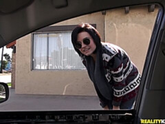 お尻, フェラチオ, 茶髪の, バック, ハメ撮り, 剃毛, ストリッピング, タトゥー