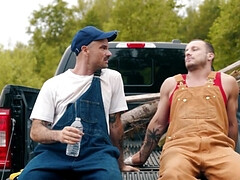 Cul, En levrette, Doigter, Poilue, Hd, De plein air, Actrice du porno, Réalité