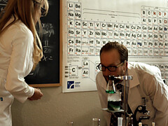 Tetas grandes, Gafas, Pajear, Tacones, Besar, Pantaletas, Falda, Uniforme