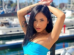 Cul, Grosse bite, Noire, Branlette thaïlandaise, Masturbation, Seins naturels, Adolescente, Nénés