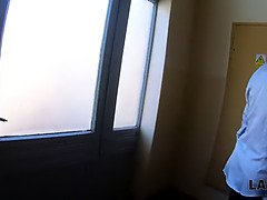 Braunhaarige, Polizei, Realität, Rau, Sohn, Jungendliche (18+), Titten, Uniform