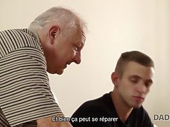 Brunette brune, Tchèque, Papa, Doigter, Hd, Léchez, Mature, Adolescente