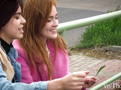 dating lesbo beautiful