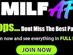 Gros cul, Gros seins, Plantureuse, En levrette, Mature, Mère que j'aimerais baiser, Maman, Nénés