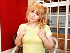 Grosser arsch, Grosse titten, Blondine, Blasen, Hundestellung, Handjob, Lingerie, Jungendliche (18+)