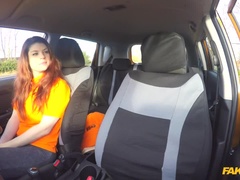 お尻, デカパイ, 車, イく瞬間, 女 人男 人, なめる, アウトドア, 三人