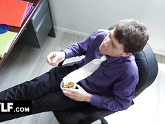 Gros seins, Tir de sperme, Fétiche, 2 femmes 1 homme, Interracial, Maman, Tabou, Plan cul à trois