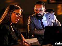 Chambre à dormir, Gros cul, Grosse bite, Sucer une bite, Bondage, Seins naturels, Jarretelles, Nénés