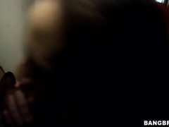 Blasen, Braunhaarige, Spermaladung, Aufs gesicht abspritzen, Schwanzloch, Handjob, Milf, Schlucken