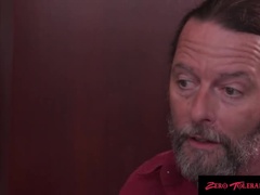 Anaal, Blond, Pijpbeurt, Kokhalzen, Handbeurt, Naakt, Spaans, Tieten likken