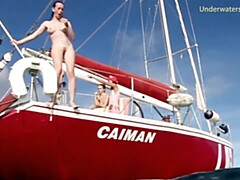 Tussi, Grosse titten, Blondine, Fetisch, Lesbisch, Zierlich, Jungendliche (18+), Unter wasser