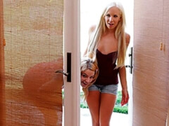 Жопа, Язык в попке, Блондинки, Минет, Две девушки, Ласковые ручки, На кухне, Втроем