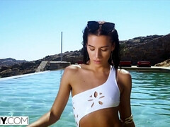 Anal, Culo, Chica, Morena, Garganta profunda, Al aire libre, Montar, Tetas