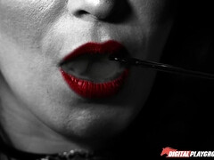 Grosse titten, Blasen, Braunhaarige, Europäisch, Aufs gesicht abspritzen, Handjob, Party, Muschi