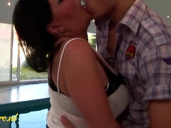 Enthousiasteling, Gezichtzitten, Groep, Hd, Likken, Masturbatie, Moeder, Kut duiken