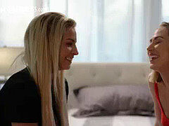 Besar, Lesbiana, Afeitado, Tatuaje