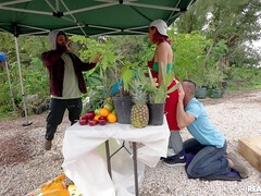 На природе, Рыжие, Молоденькие