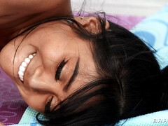 Braunhaarige, Dildo, Lesbisch, Muschi, Spielzeuge