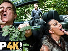 Черные, Брюнетки, В машине, Парочка, Член, Мужья, Милф, Чулки