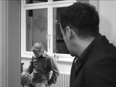 Pijpbeurt, Sperma shot, Hardcore, Natuurlijke tieten, Kantoor, Kut duiken, Secretaresse, Geschoren