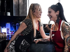 Собачьи, Поцелуи, На кухне, Лесбиянка, Киски, Тощие, Молоденькие, Сиськи