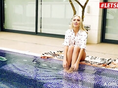 Érotique, Européenne, Hd, Masturbation, Seins naturels, Piscine, Chatte, Serré