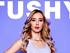 18 jahre, Grosser schwanz, Blondine, Blasen, Dildo, Hundestellung, Jungendliche (18+), Titten