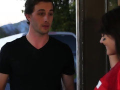 Américain, Queue, Faciale, Bâillonner, Cuisine, De plein air, Séduite, Cheveux courts