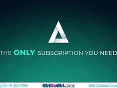 服従, 家族, レズビアン, 小柄, オマンコ, 剃毛, 禁句, オッパイの