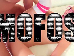 Grote kont, Pijpbeurt, Hd, Reusachtig, Natuurlijke tieten, Gezichtspunt, Geschoren, Tieten likken