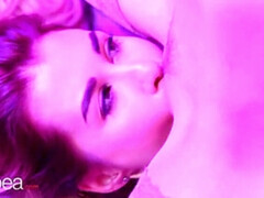 Checa, Penetracion con dedos, Hd, Tacones, Lamidas, Tetas naturales, Ruso, Hilo dental