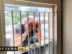 Grosser arsch, Grosse titten, Blasen, Sperma im mund, Hd, Lecken, Muschi, Realität