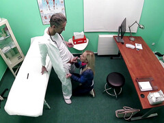 Blasen, Arzt, Handjob, Lecken, Höschen, Penis, Muschi, Uniform