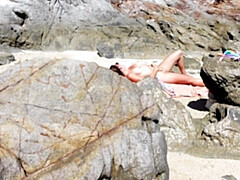 Playa, Culo grande, Morena, Desnudo, Nudista, Al aire libre, Pov, Esposa