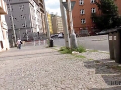 Blasen, Braunhaarige, Tschechisch, Fingern, Geld, Pov, Realität, Jungendliche (18+)