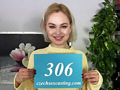 18 jaar, Grote kont, Grote lul, Grote mammen, Pijpbeurt, Hondjeshouding, Mager, Tiener