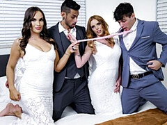 18 jaar, Grote kont, Grote lul, Pijpbeurt, Hondjeshouding, Kwartet, Roodharige vrouw, Mager