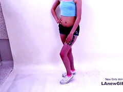 Leie, Grosser schwanz, Blasen, Süss, Aufs gesicht abspritzen, Zierlich, Ablutschen, Jungendliche (18+)