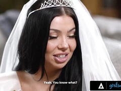 Tromperie, Hd, Lesbienne, Seins naturels, Chatte, Réalité, Rousse roux, Épouse