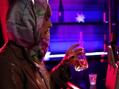 Tetas grandes, Amarrada, Pies, Tacones, Látex, Perforación, Nalgadas, Vibrador