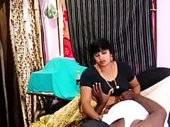 Telugu Honey Lips Full Video: Young Desi Daughter-in-Law Cheats on Husband with Father-in-Law in Car