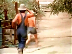 Braunhaarige, Europäisch, Küssen, Vintage