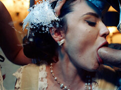 Blasen, Spermaladung, Kleid, Aufs gesicht abspritzen, Piercing, Muschi, Tätowierung, Vibrator