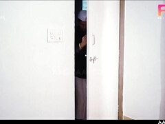 Sucer une bite, Brunette brune, Gorge profonde, Fétiche, Branlette thaïlandaise, Hard, Indienne, Mature