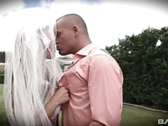 Grote kont, Grote lul, Grote mammen, Pijpbeurt, Hondjeshouding, Moeder die ik wil neuken, Buiten, Kousen