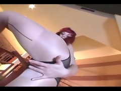 足, オナニー, ナイロン, 穴開きパンティ, 小柄, 赤毛, オッパイの, おもちゃ