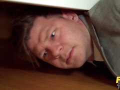 お尻, ボンデージ, 茶髪の, 顔射, 奴隷, 三人, パイ刷り, オッパイの