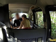 Anal, Sucer une bite, Voiture, Faciale, Pieds, 2 femmes 1 homme, Lécher le sphincter, Plan cul à trois